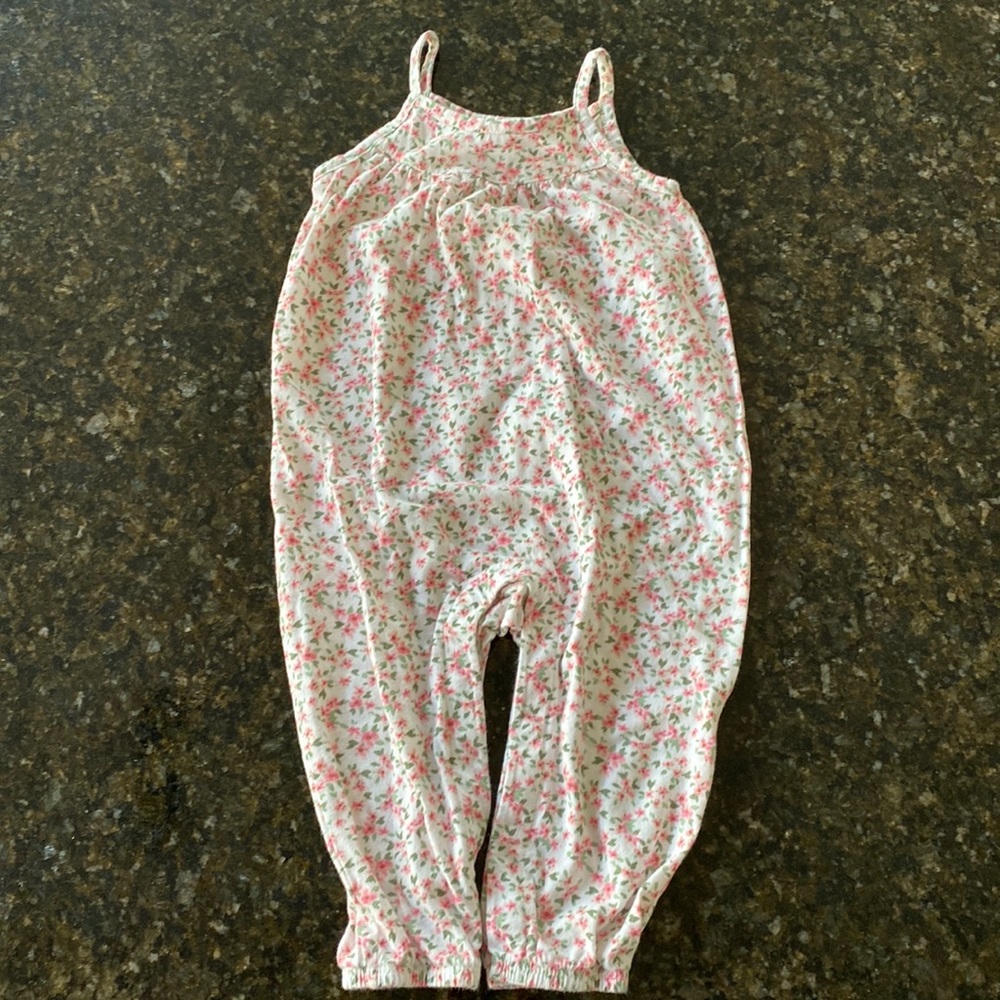 Old Navy floral romper, size 18-24 months